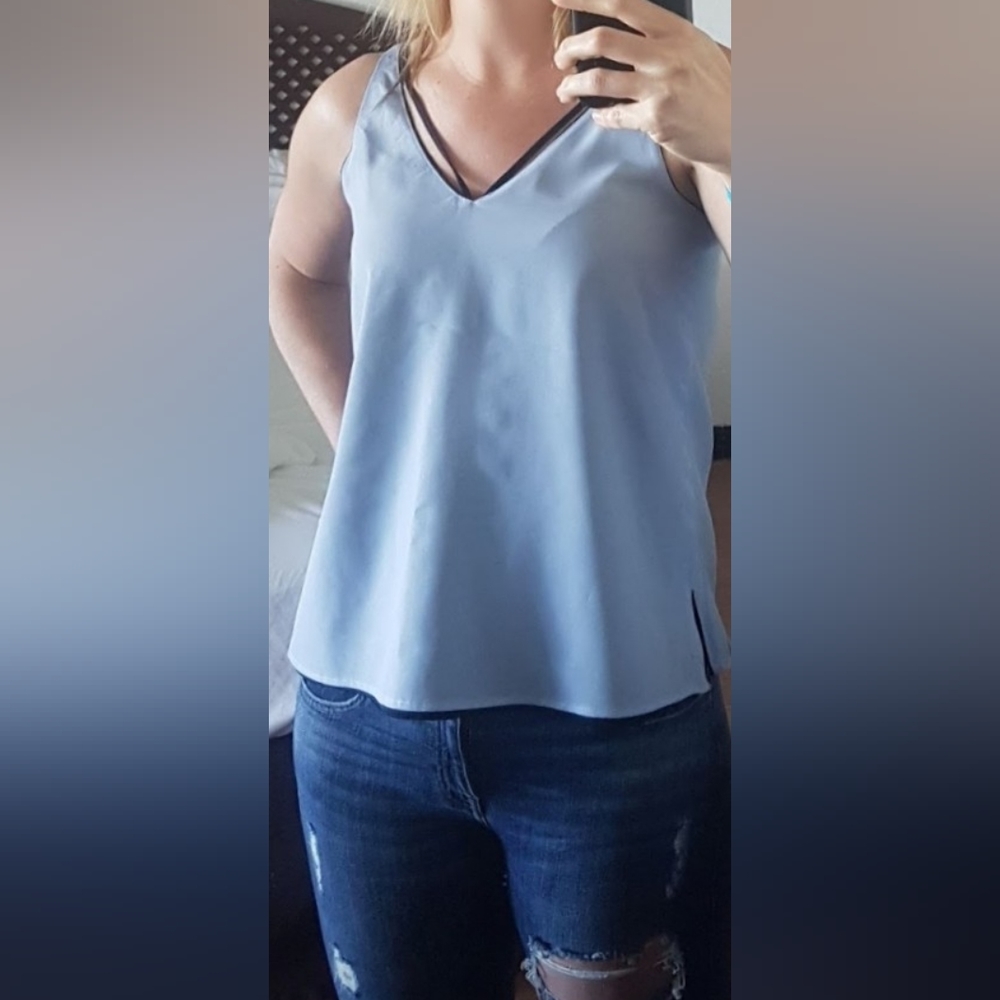 Reversible blue tank